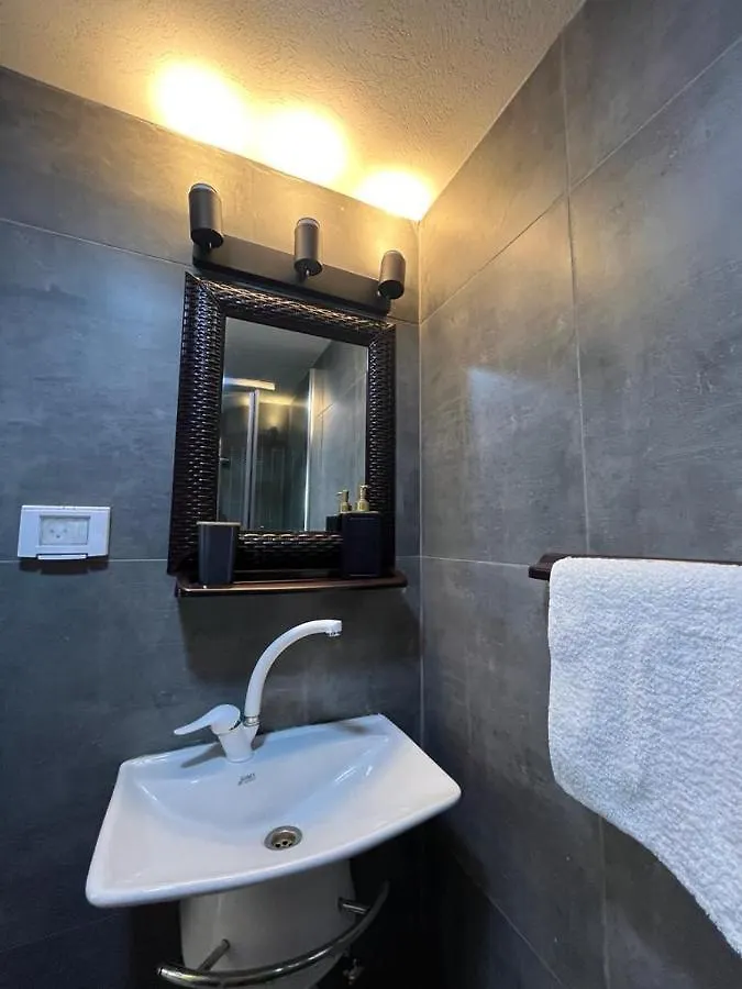 Diamond Studio Apartment - Haifa Israel